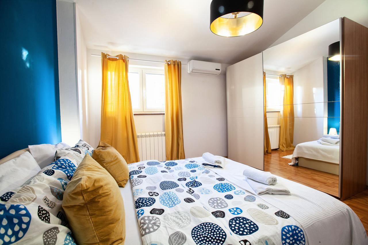 Apartment Rizzi พูลา ภายนอก รูปภาพ