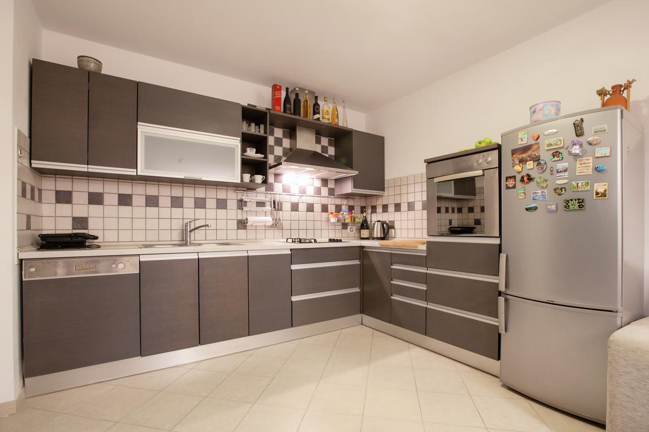 Apartment Rizzi พูลา ภายนอก รูปภาพ