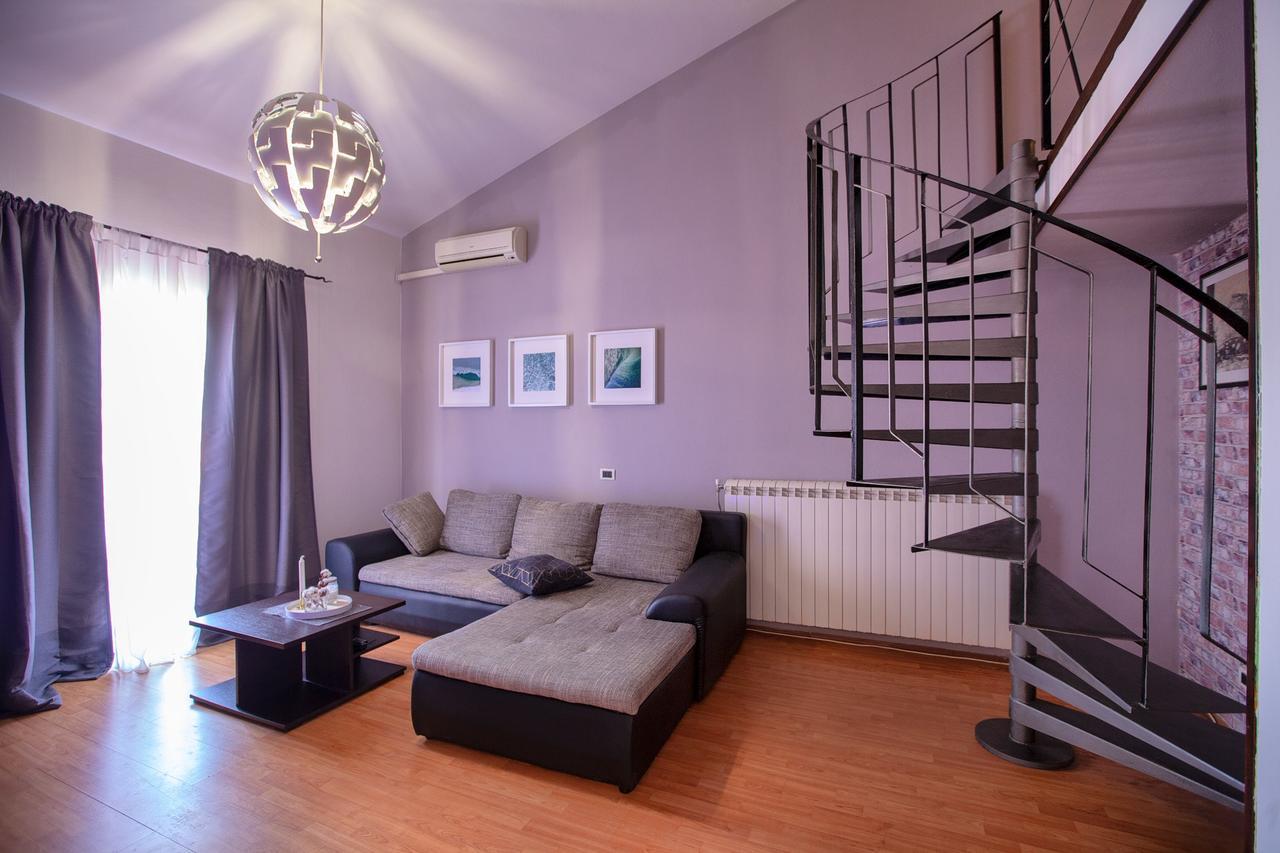 Apartment Rizzi พูลา ภายนอก รูปภาพ