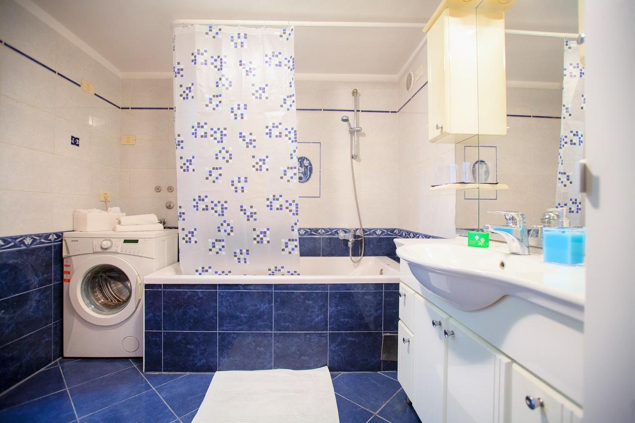Apartment Rizzi พูลา ภายนอก รูปภาพ